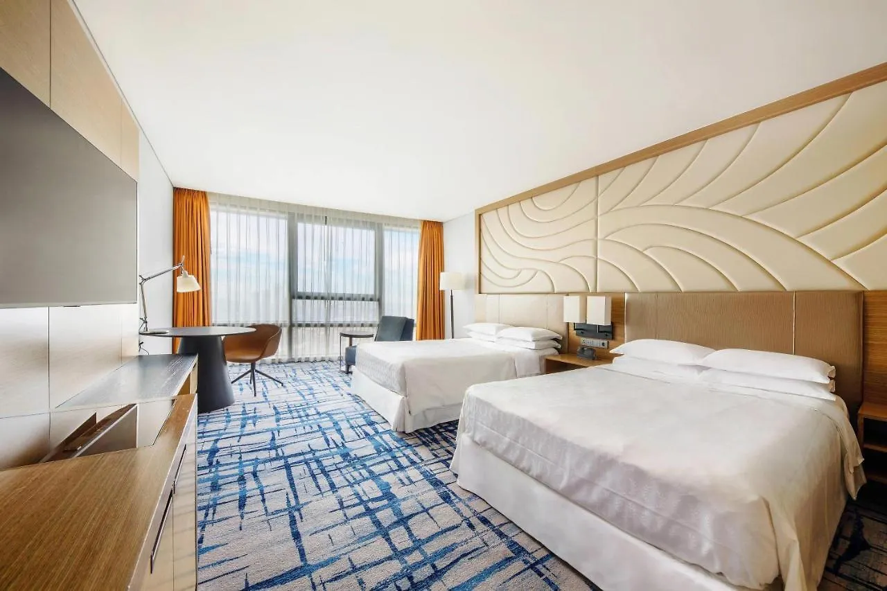 Sheraton Seoul D Cube City Hotel Gimpo 5*,  South Korea