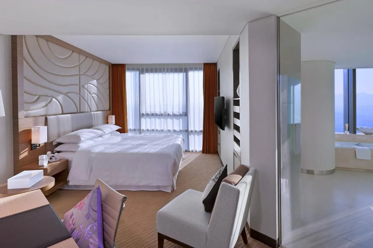 Sheraton Seoul D Cube City Hotel Gimpo 5*,